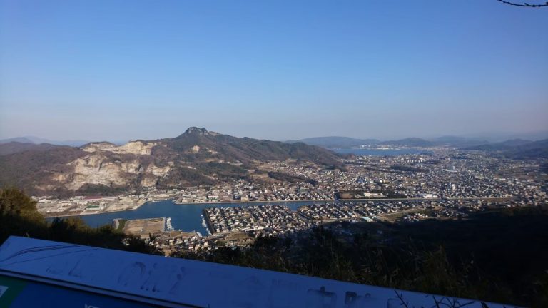 第九回　日本三名狸伝説を巡る旅　香川編        第九回　日本三名狸伝説を巡る旅　香川編      カテゴリー事業サービス制作実績採用情報会社情報